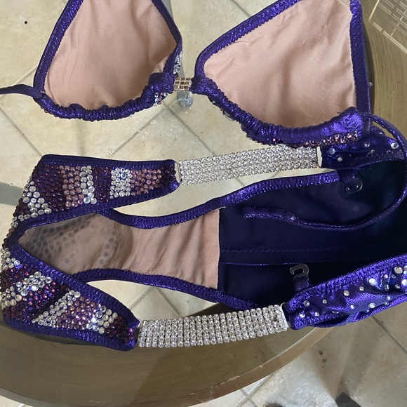 Purple rhinestone figure competition suit npc - Picture 4 of 6